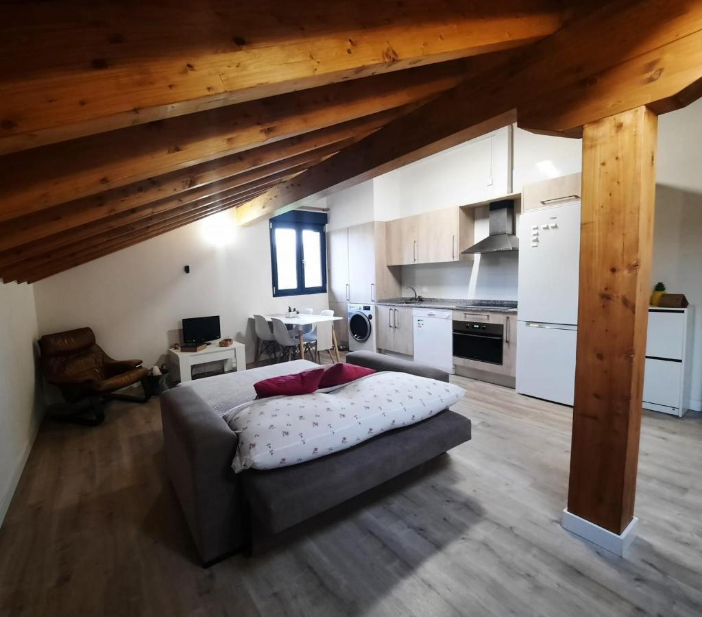 Preciosos Apartamentos A 15 Minutos De Comillas Periedo Dış mekan fotoğraf